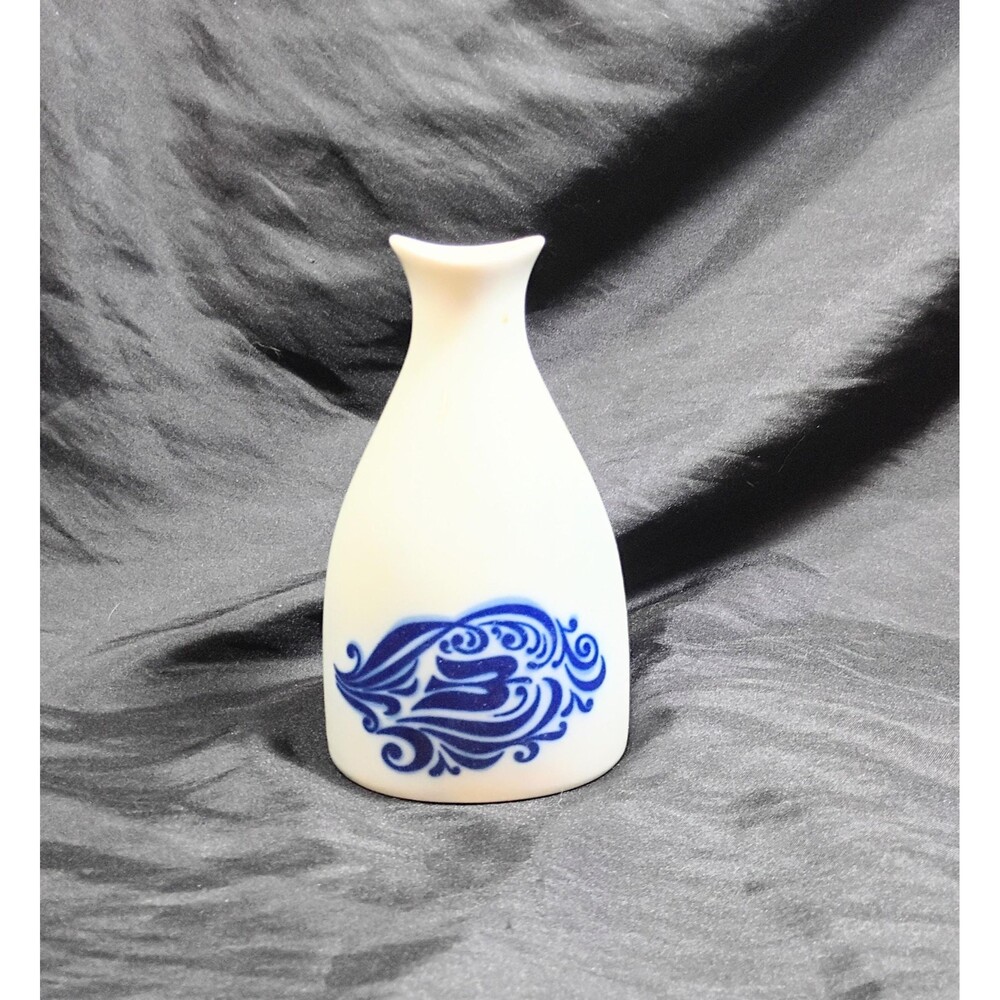 Vintage Posgrund Norway White and Blue Peanut Shaker/Vase